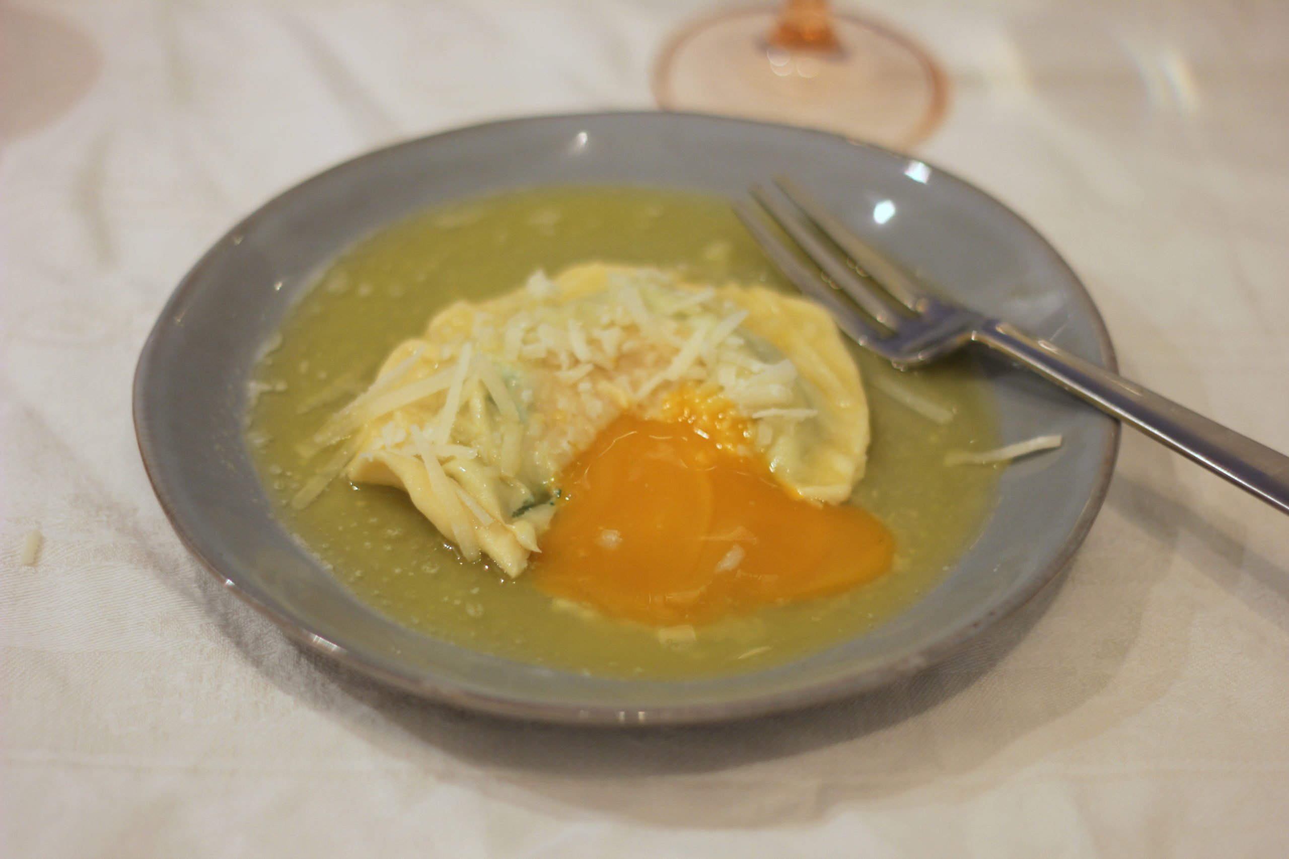 Raviolo Mit Eigelb Gartensmutje